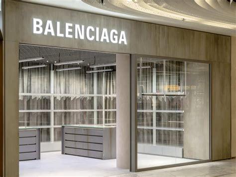 balenciaga outlet online shop.